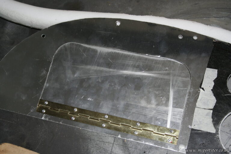 Glove box