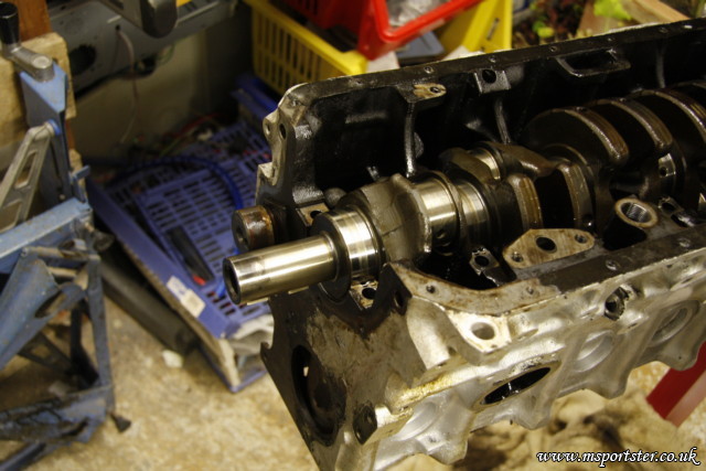 M52 crank sits neatly into the M20 block
