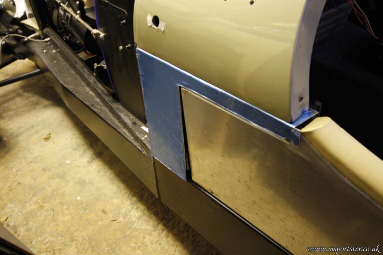 Scuttle side panels
